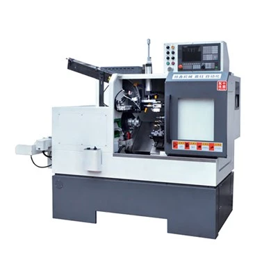 CNC струг с наклонено легло с висока точност